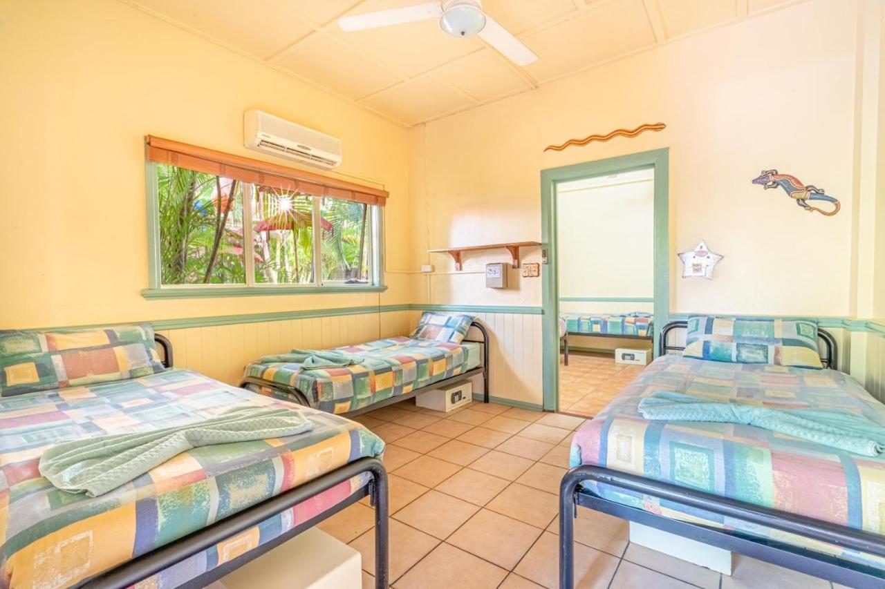 Tropic Days Boutique Hostel 케언스 외부 사진