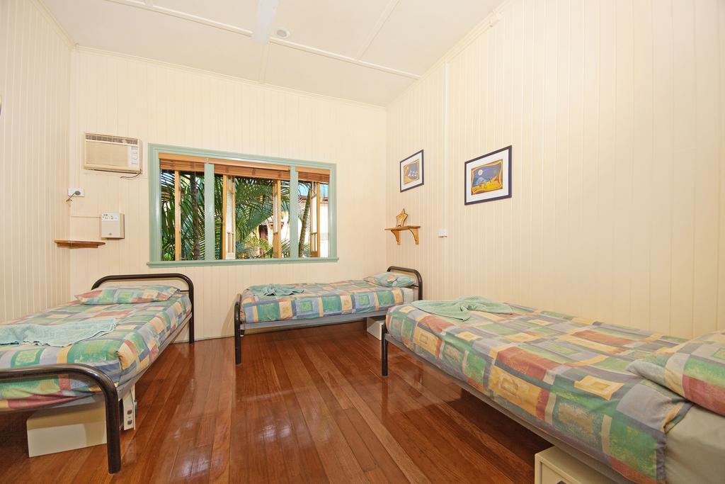 Tropic Days Boutique Hostel 케언스 객실 사진